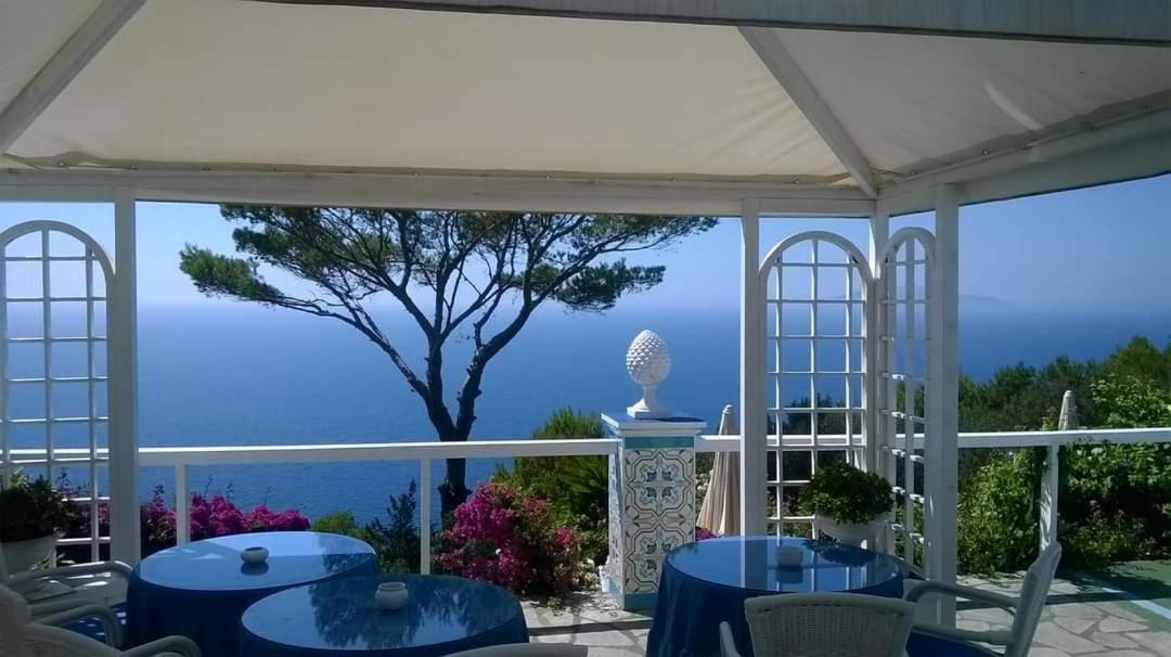 Bb La Guardiia Bed & Breakfast Anacapri  Exterior photo